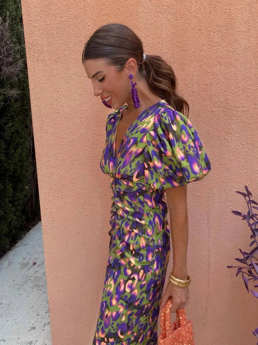 Emma | Women's Cocktail Dress With Puff Sleeves And V-Neckline
