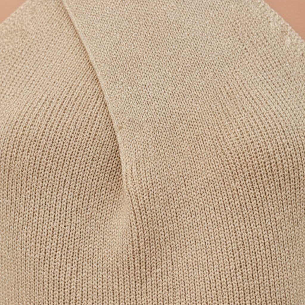 Emma | Women's Halter Top With Cross Neckline And Sleeveless Design | Minimalist